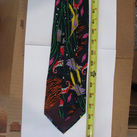 100% Silk Men's Tie by Rosetti Aquarium Theme 1F - Picture 6 of 7